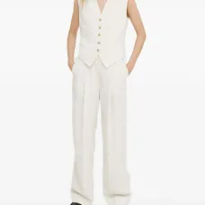 Жилет на пуговицах