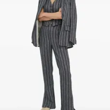 Жилет на пуговицах в полоску