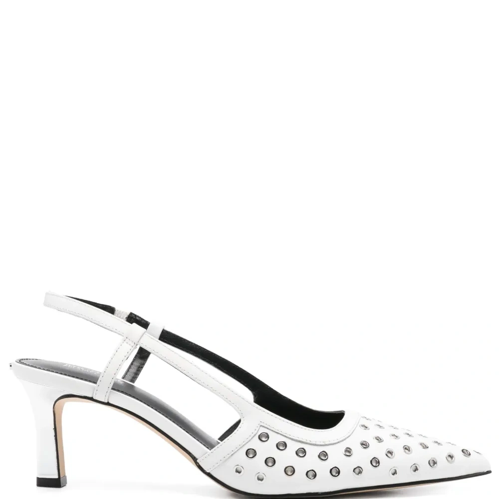 Туфли с ремешком на пятке и люверсами