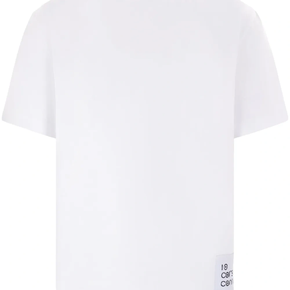 Футболка с нашивкой-логотипом