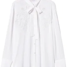 Блузка с вышивкой