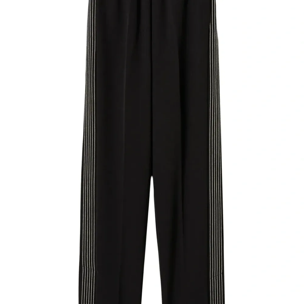 Креповые спортивные брюки с вышивкой