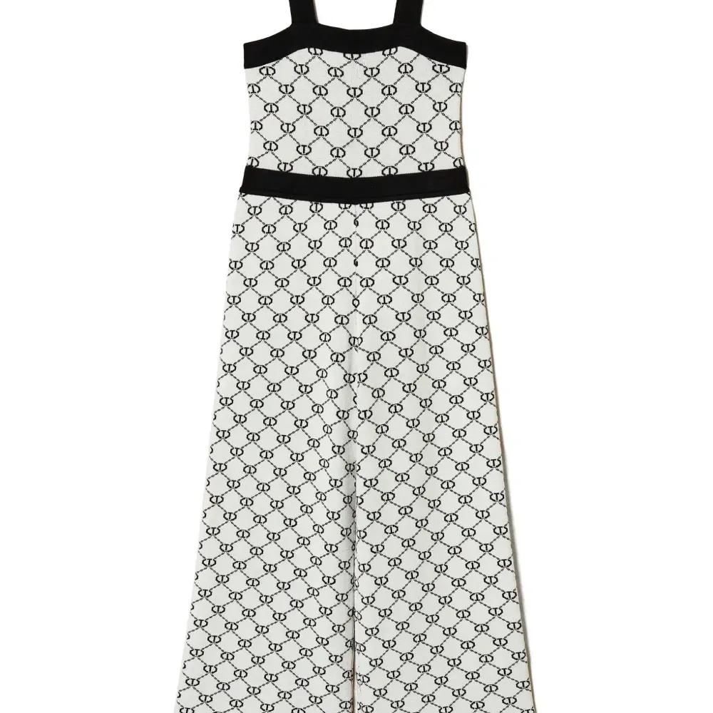 Комбинезон с логотипом