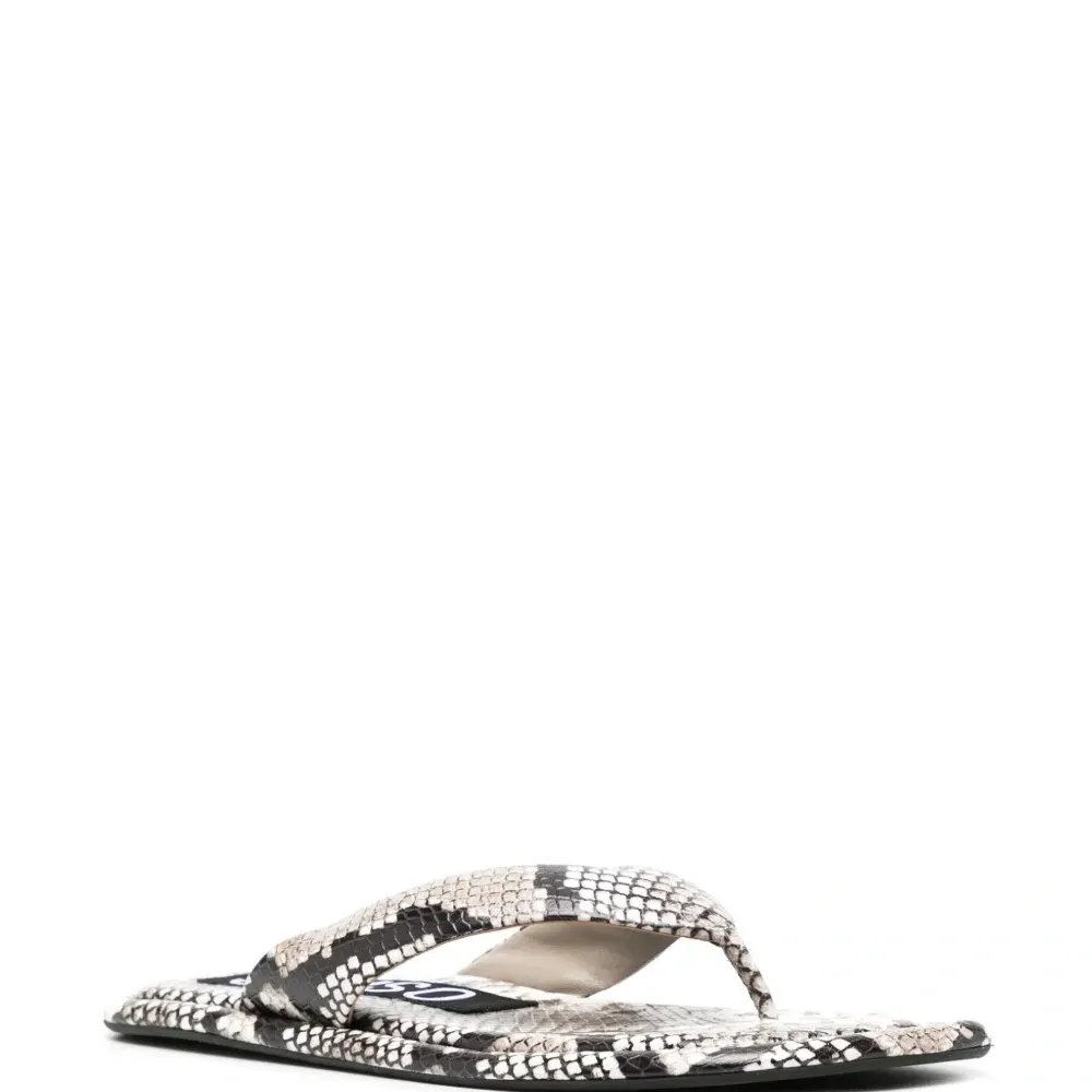 Шлепанцы Innika III Шлепанцы Innika III