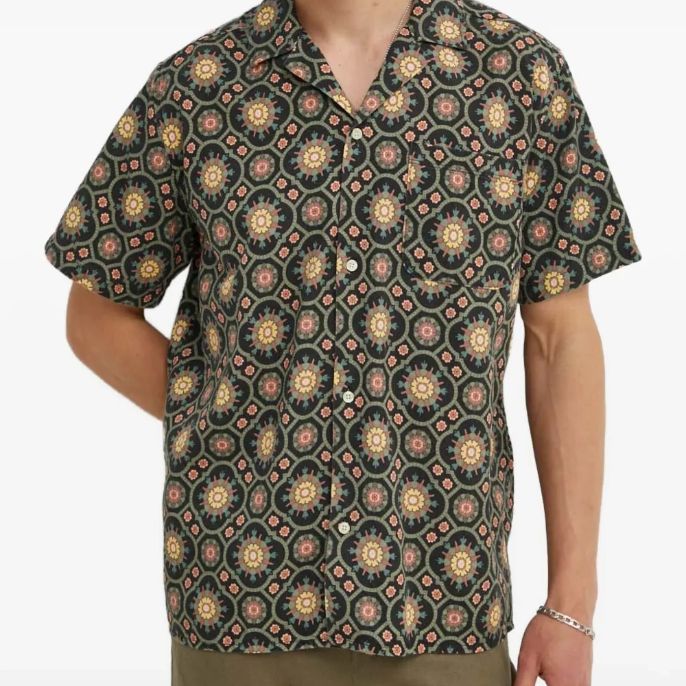 Рубашка с цветочным принтом