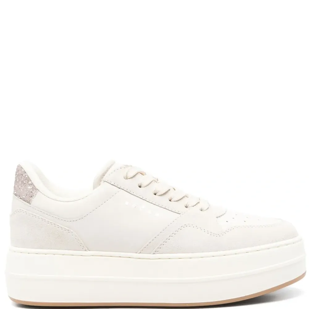 Кроссовки H670