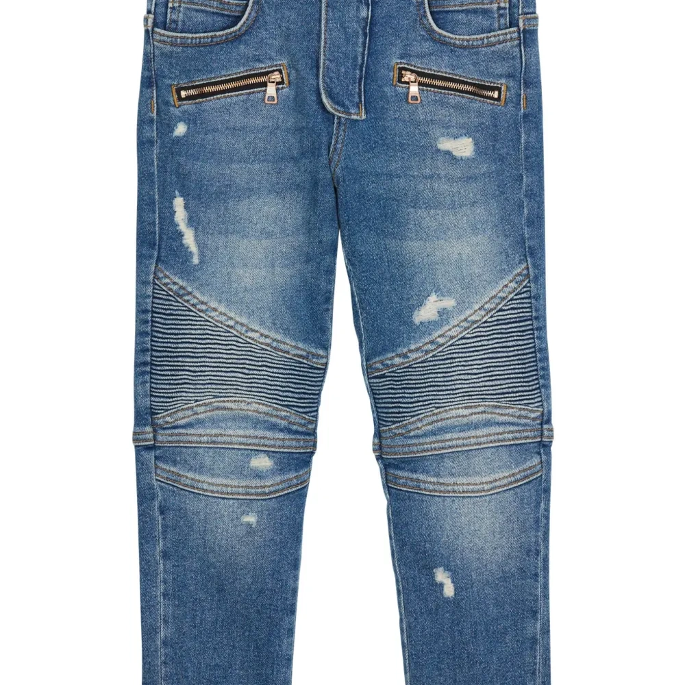 Джинсы в байкерском стиле