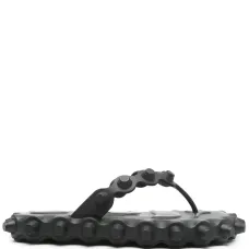 Шлепанцы с заклепками Шлепанцы с заклепками