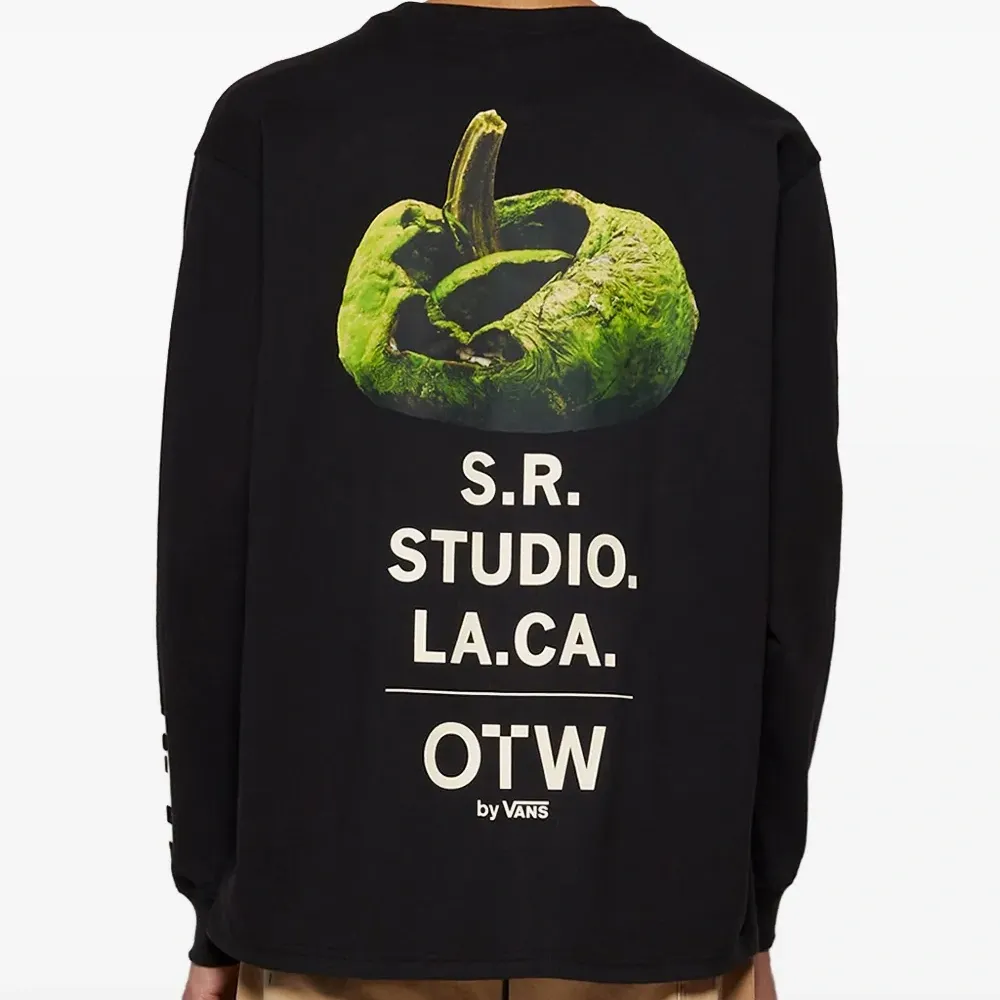 Футболка OTW из коллаборации со Sterling Ruby