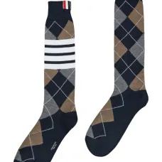 Носки вязки интарсия