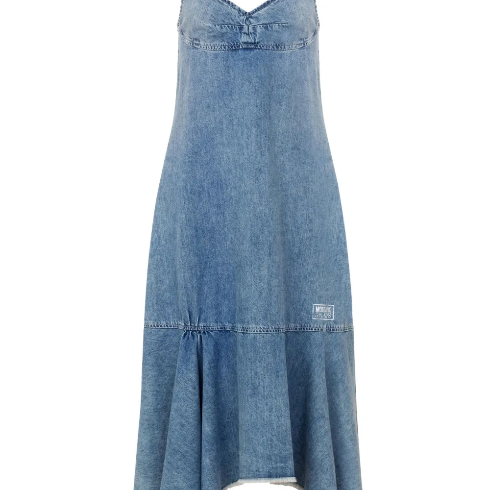 Джинсовое платье миди