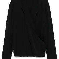 Блузка с запахом и заостренными лацканами