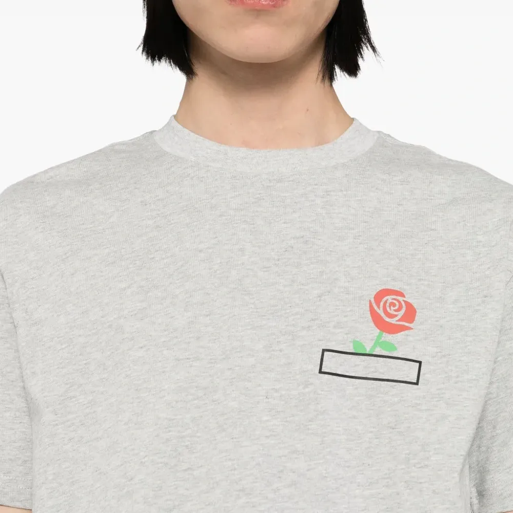 Футболка с логотипом