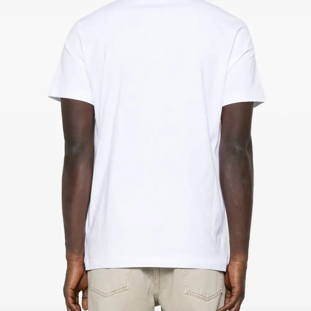 Футболка с логотипом