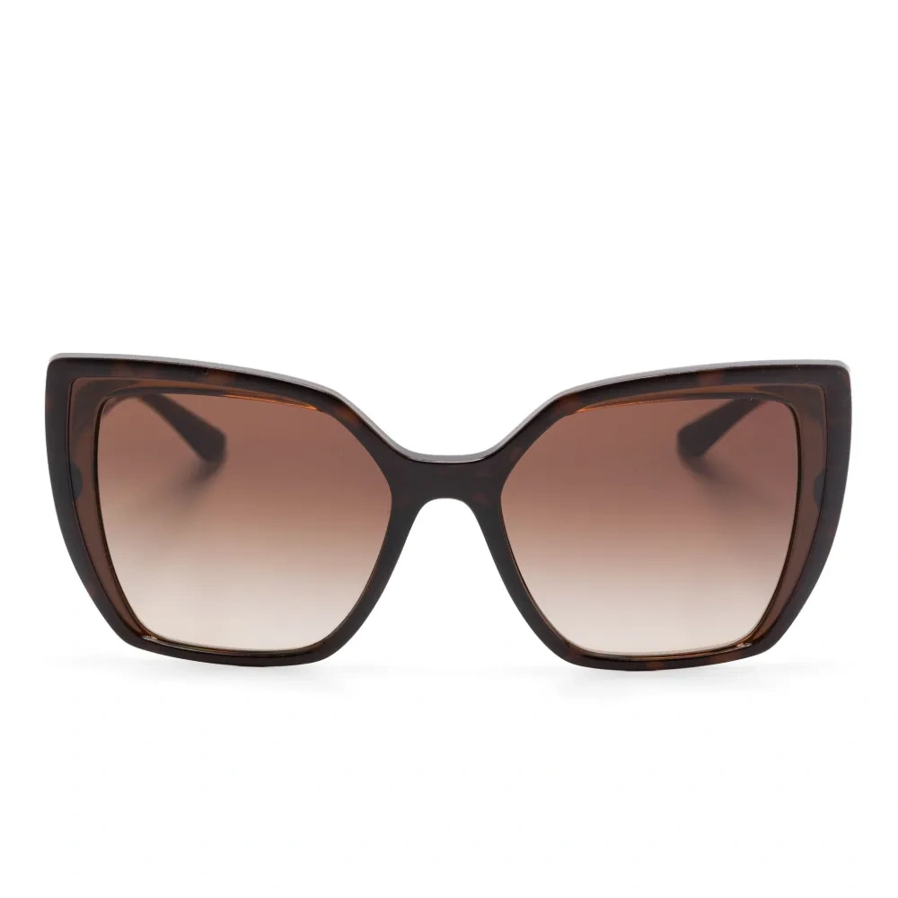 Солнцезащитные очки Солнцезащитные очки