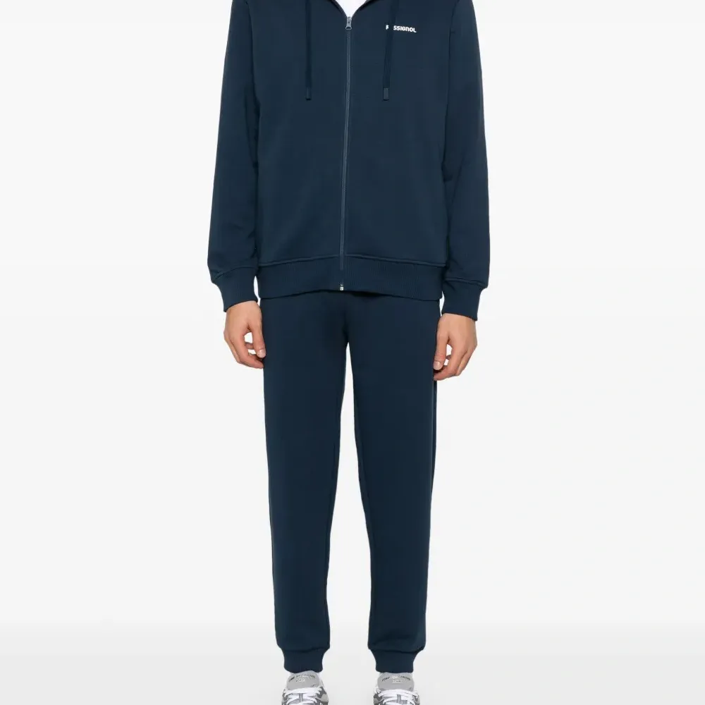 Худи с логотипом