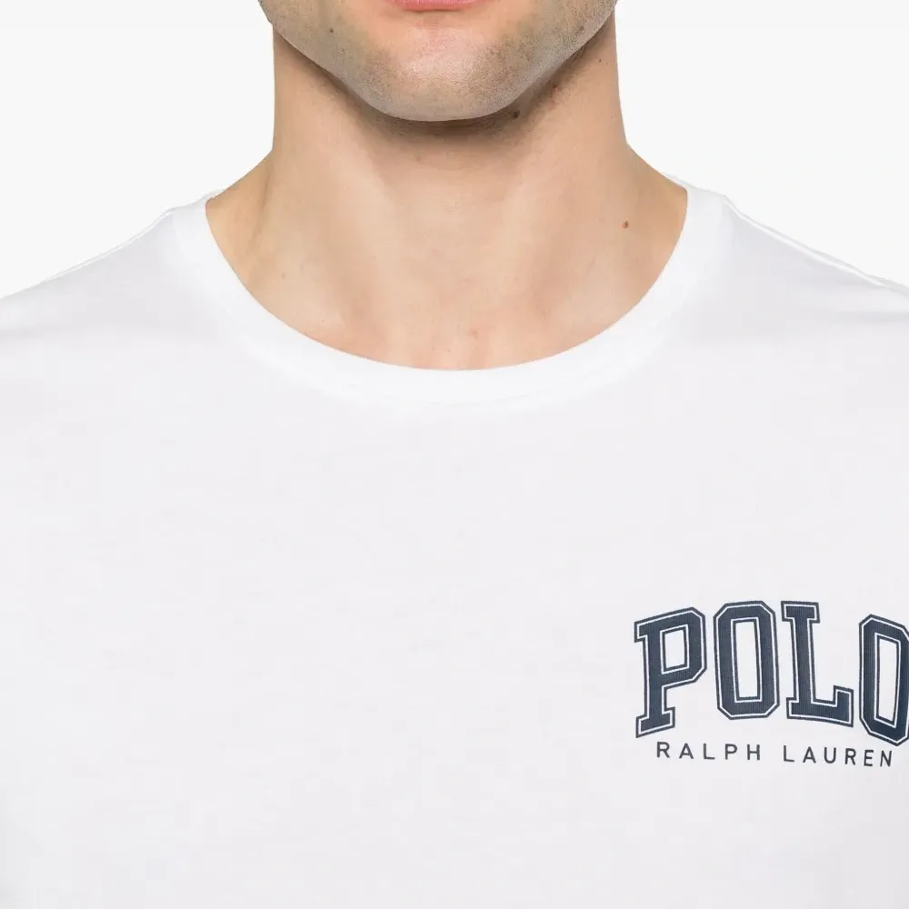 Футболка с логотипом