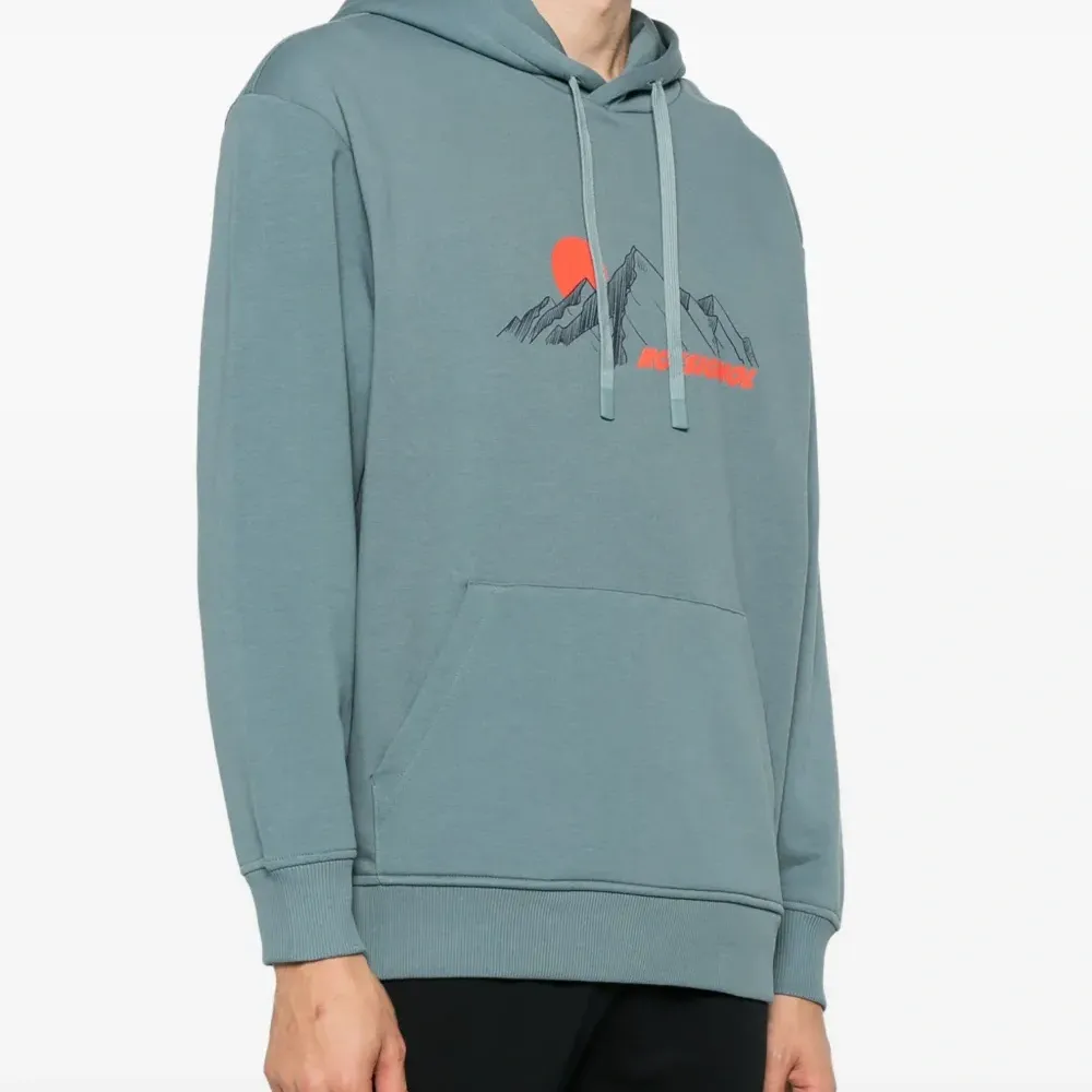 Худи с графичным принтом