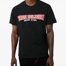 Футболка с вышивкой