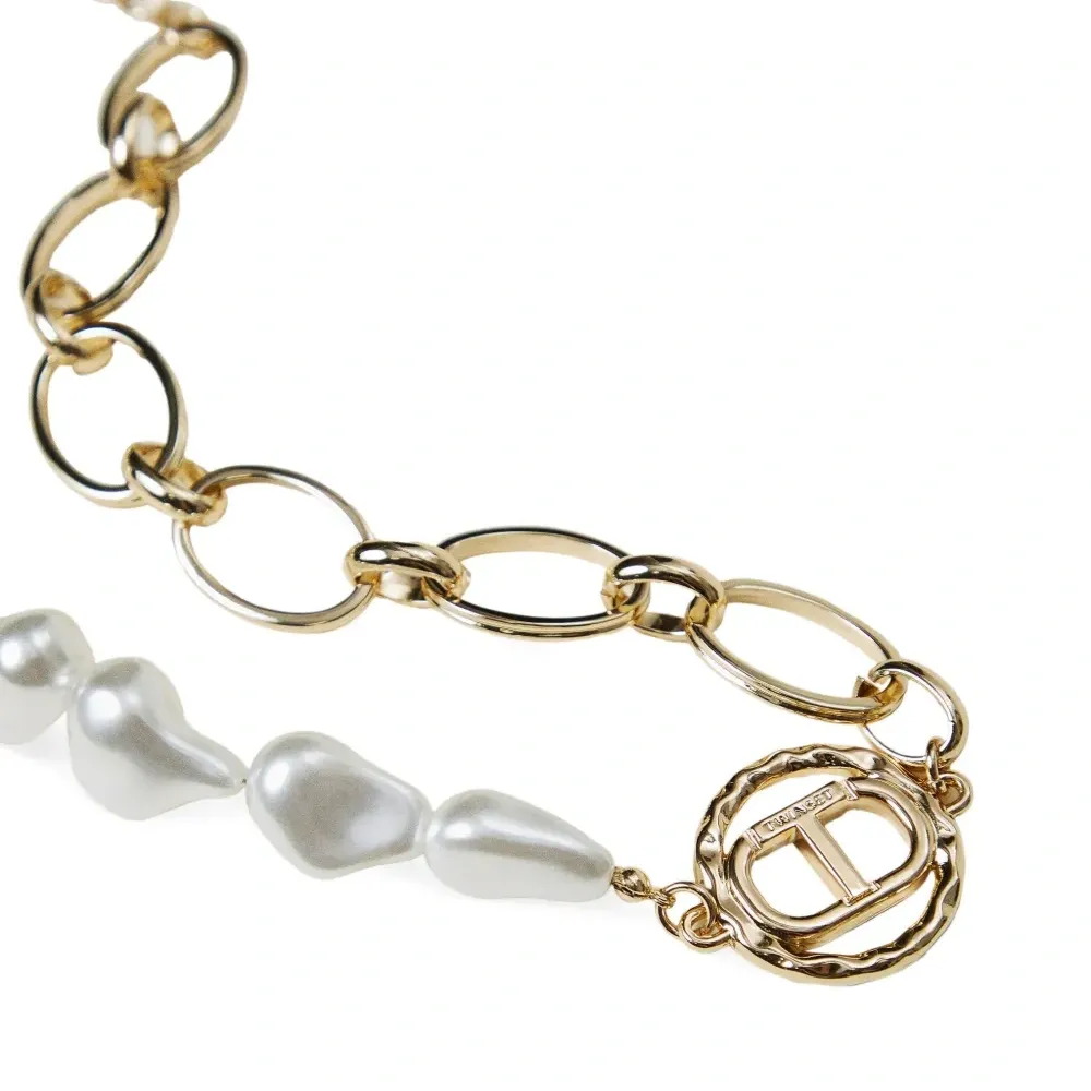 Колье с подвеской-логотипом Колье с подвеской-логотипом