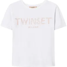 Футболка с вышитым логотипом