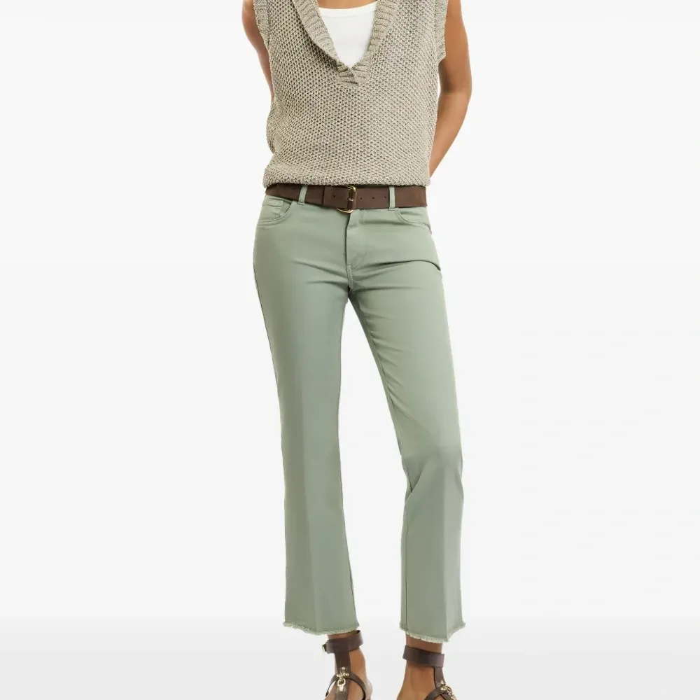 Брюки с карманами