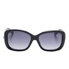 Солнцезащитные очки в квадратной оправе