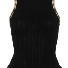 Топ с декоративной строчкой