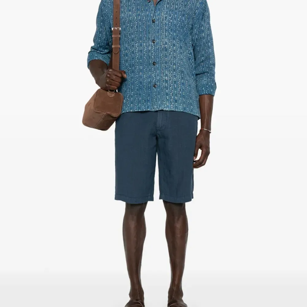 Льняные шорты