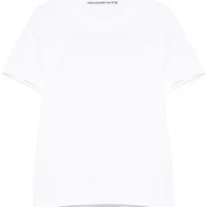 Футболка с тисненым логотипом