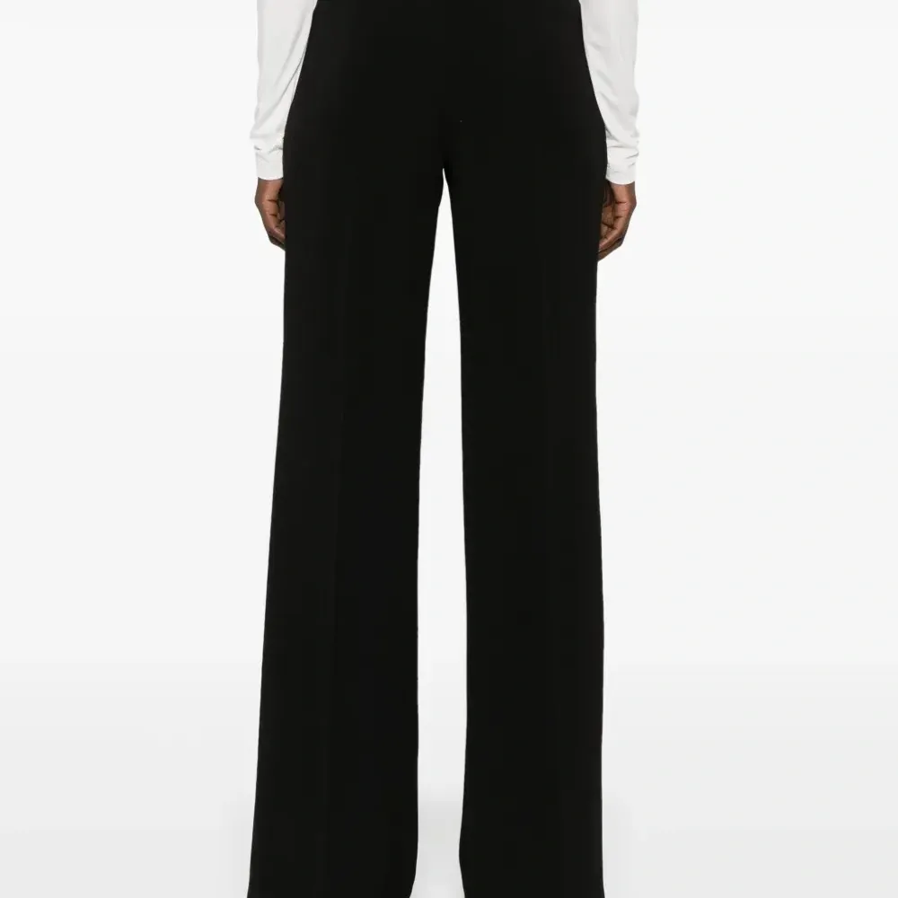 Брюки со складками