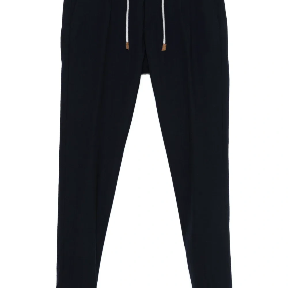 Брюки со складками