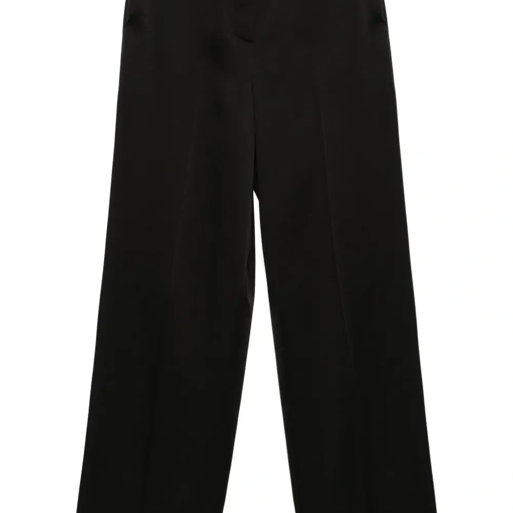 Брюки широкого кроя