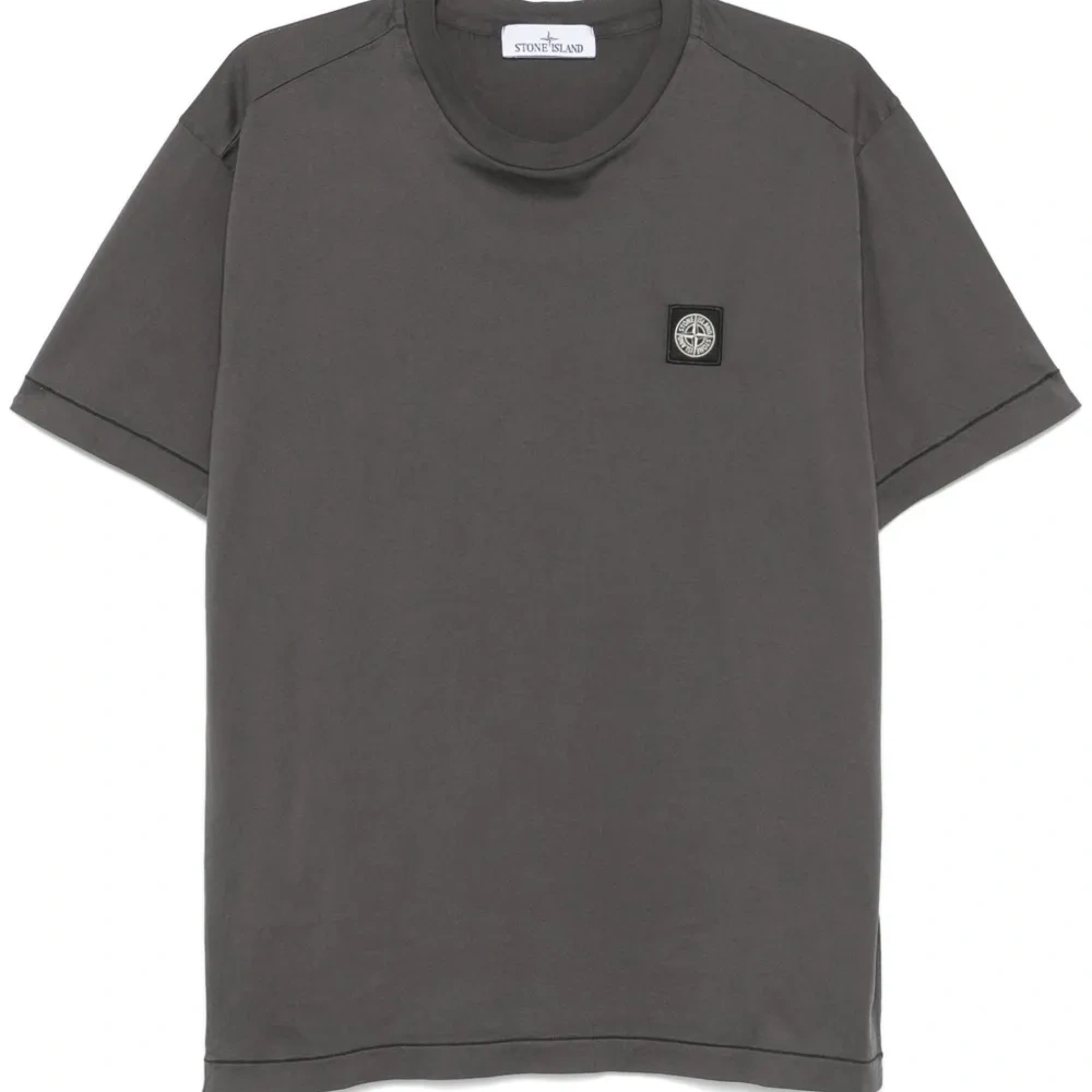 Футболка с нашивкой Compass