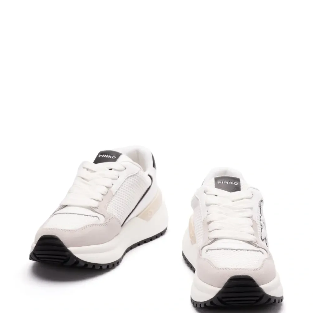 Кроссовки в двух тонах