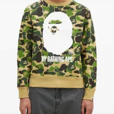 Толстовка с камуфляжным принтом