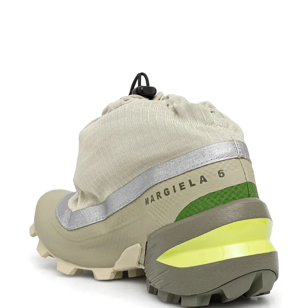 Кроссовки Cross из коллаборации с Salomon