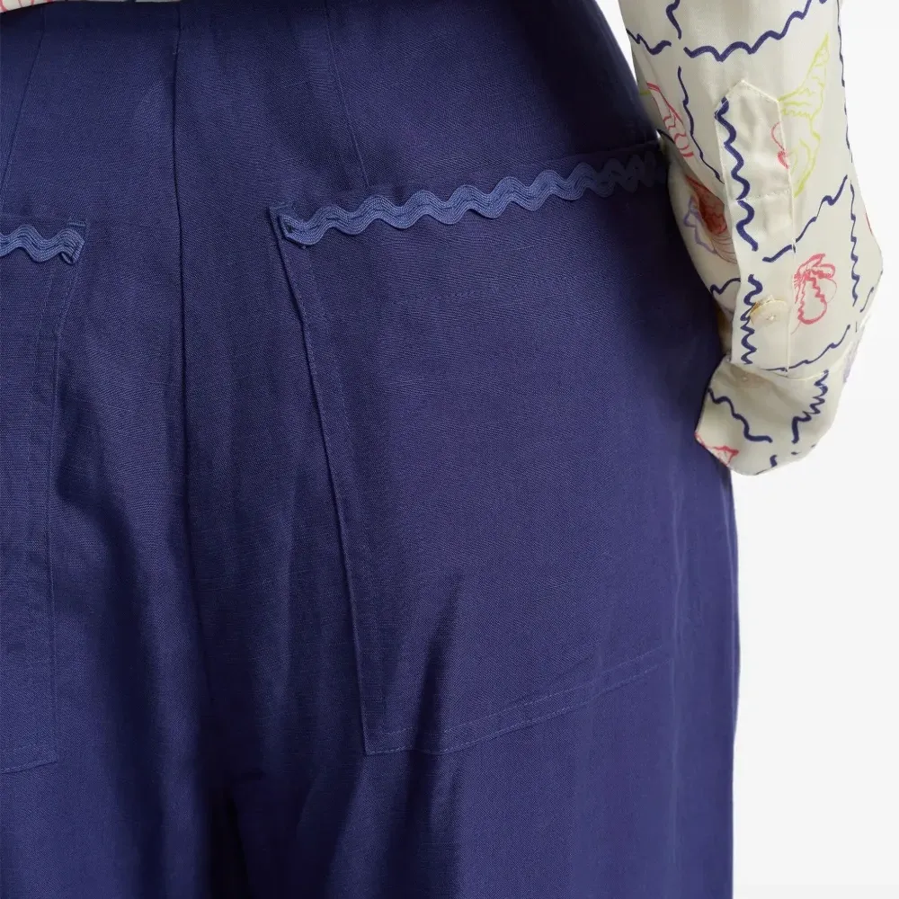 Брюки со складками