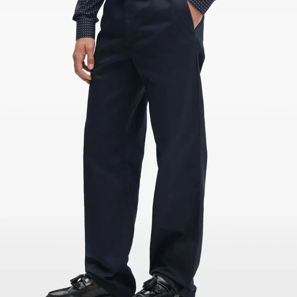 Брюки с карманами