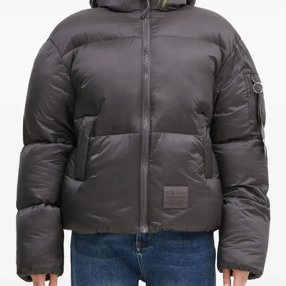 Стеганая куртка с капюшоном Cloud