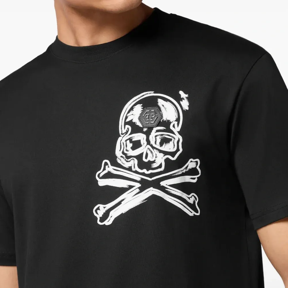 Футболка Skull & Bones