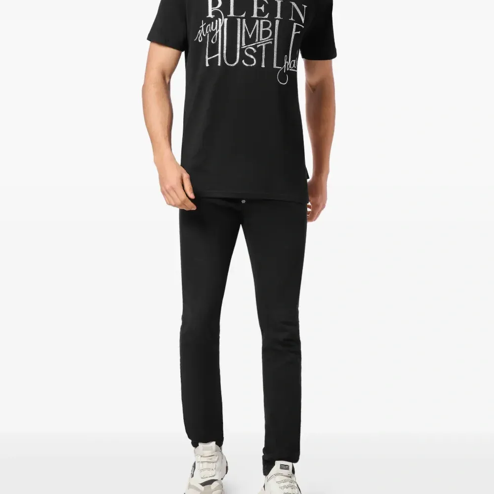 Футболка Stay Humble