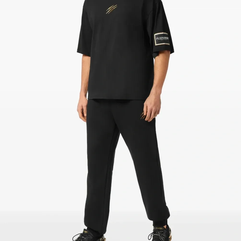 Футболка Label