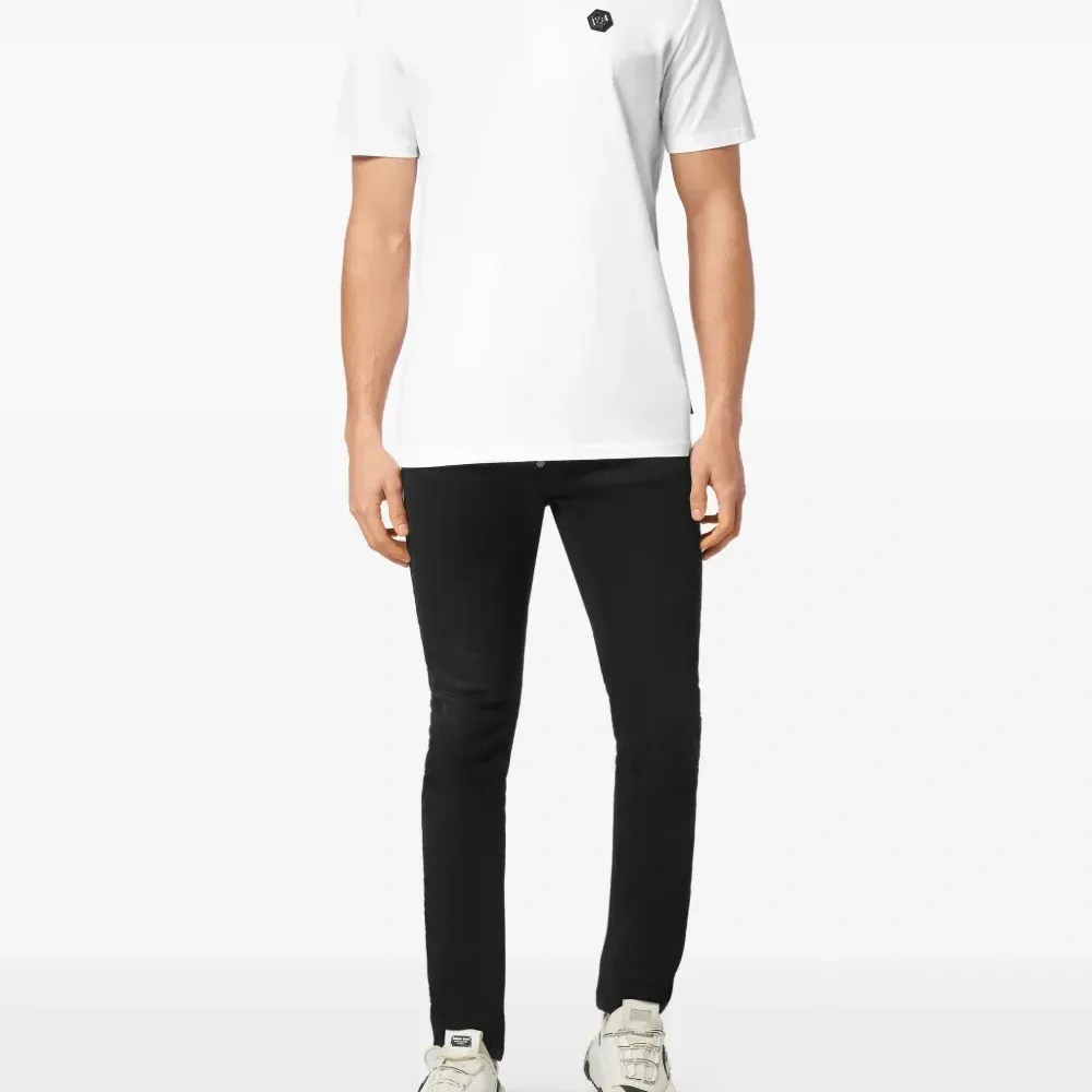 Футболка с декором Gothic Plein