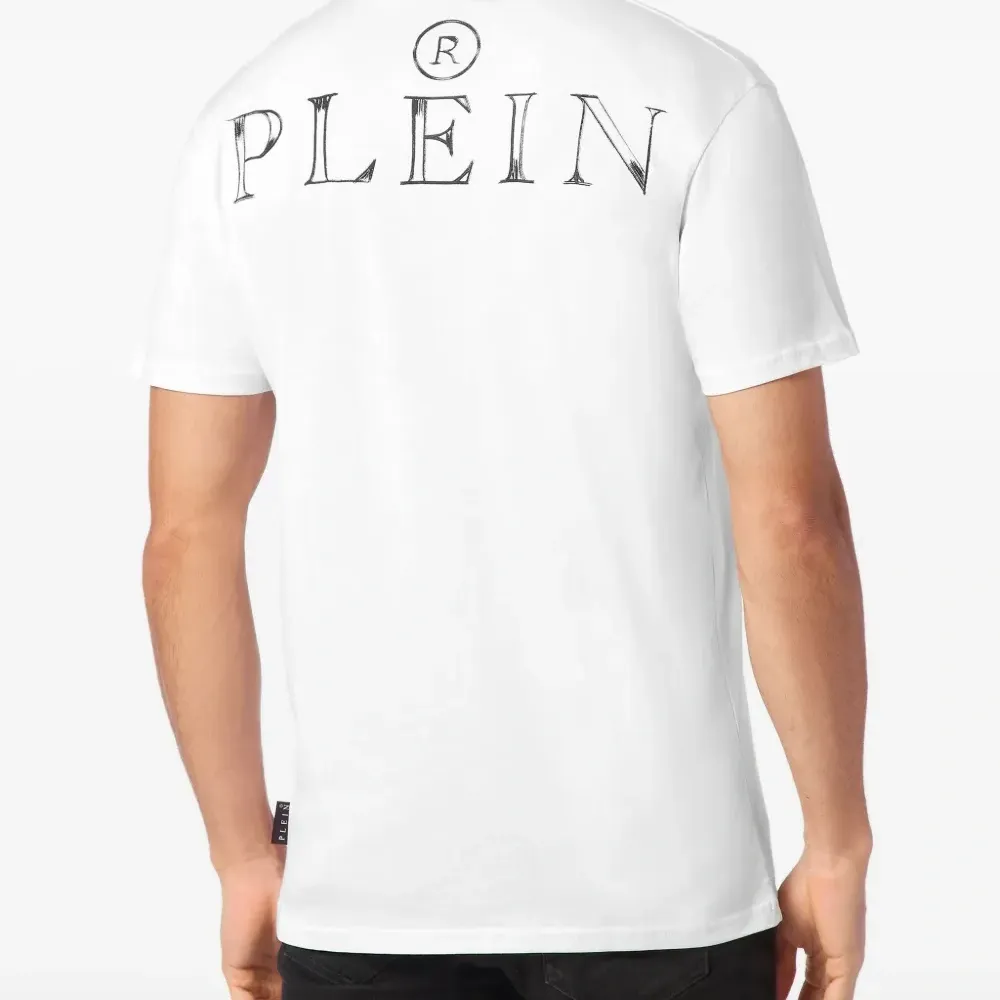 Футболка Skull & Bones