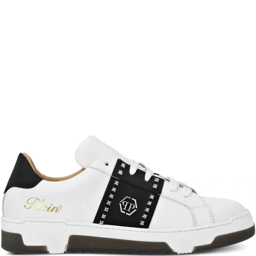 Кожаные кроссовки