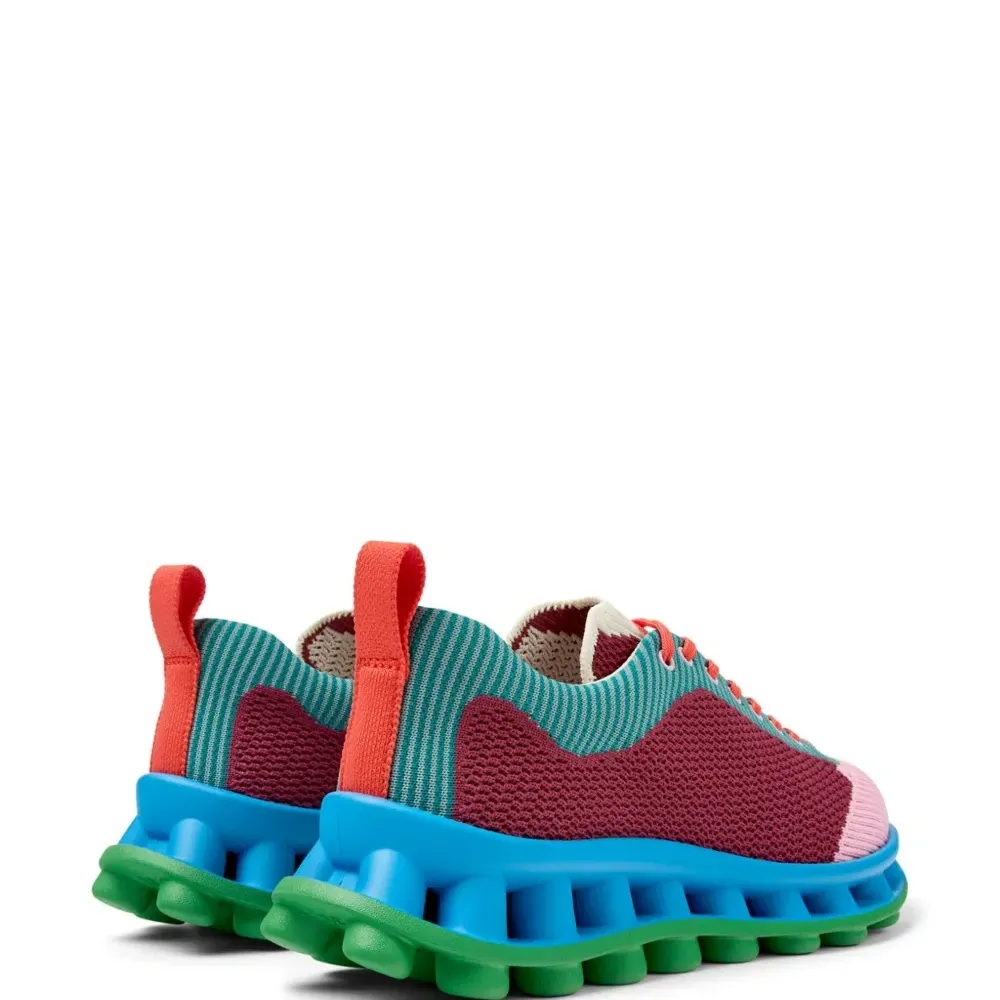 Кроссовки Pelotissima из коллаборации с Sunnei Кроссовки Pelotissima из коллаборации с Sunnei