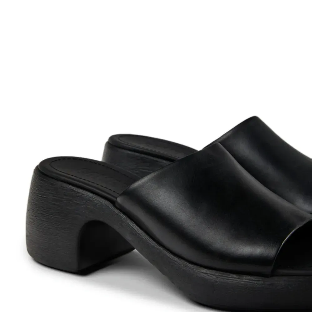 Сандалии Thelma