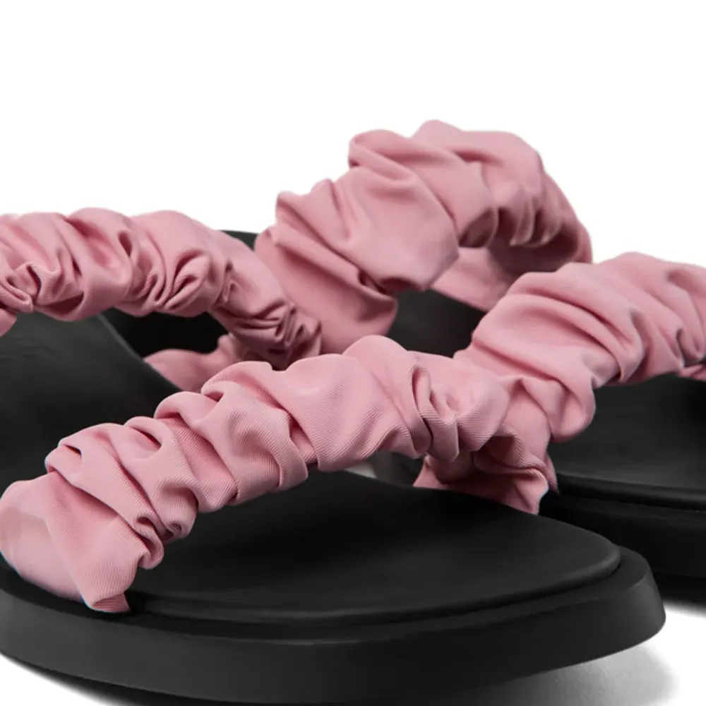 Шлепанцы Dana Шлепанцы Dana