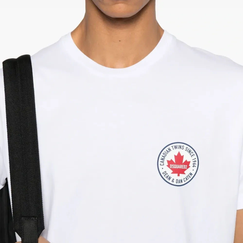 Футболка с логотипом